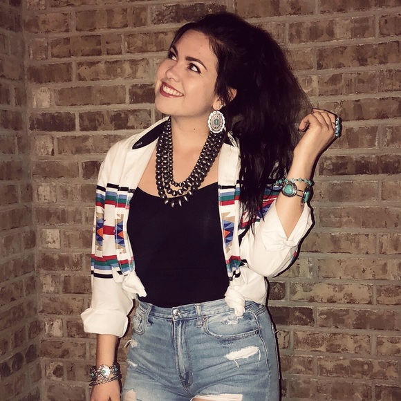 Meet your Posher, Hailey - Picture 1 of 1